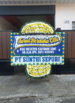 Papan Bunga Duka di Kramat Selatan